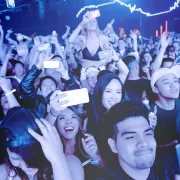 cok-satan-akilli-telefonlar