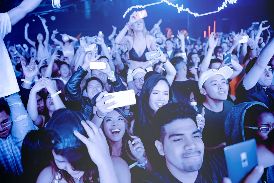 cok-satan-akilli-telefonlar